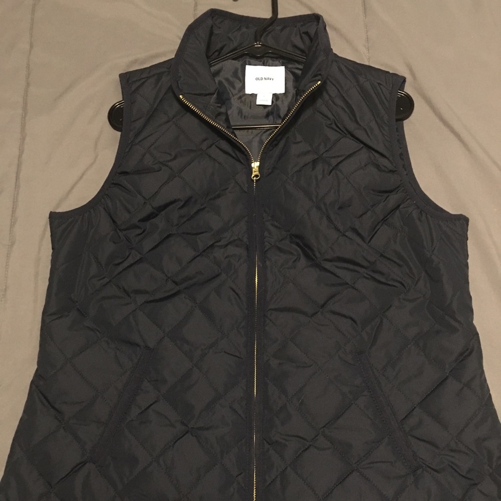 Large Old Navy Quilted Vest